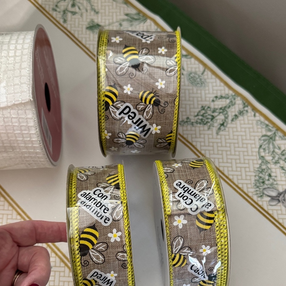 Yellow Polka Dot & Bee Print Wired Ribbon Bundle - Picture 3 of 8